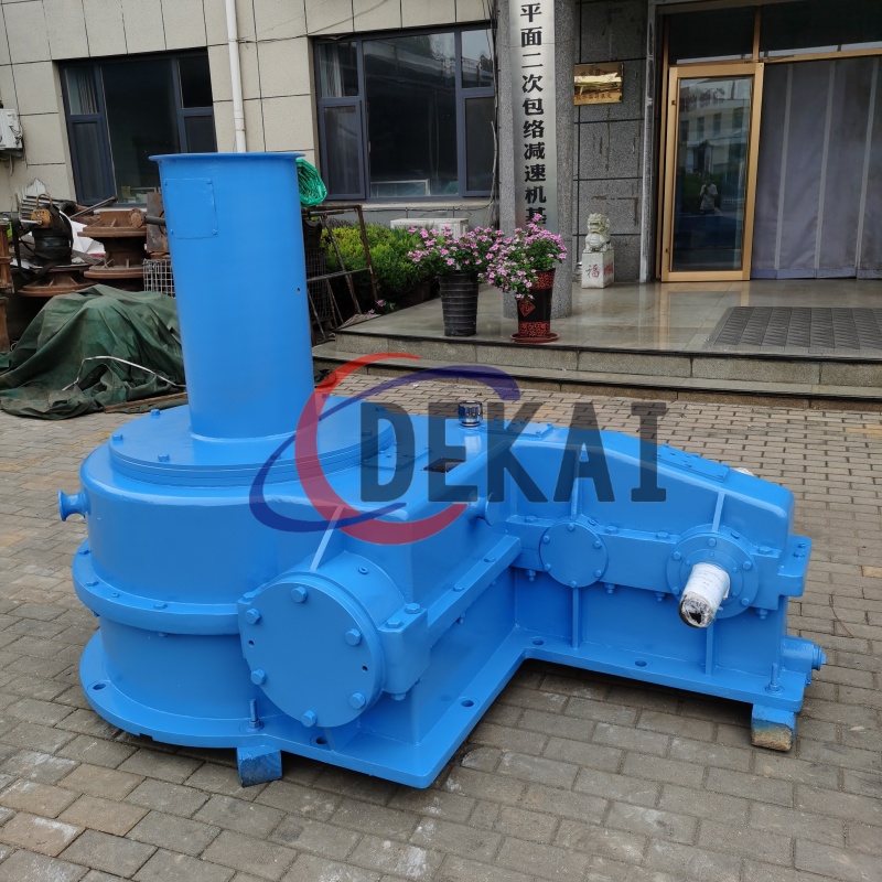 中心距500軋機(jī)壓下減速機(jī)鋼廠一左一右德凱定制